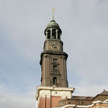 {Hauptkirche St. Michaelis